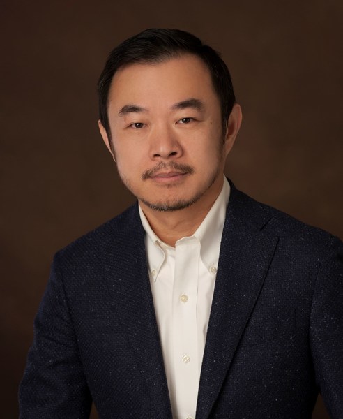 World’s first graduate-level AI university appoints world-renowned academic Eric Xing as President