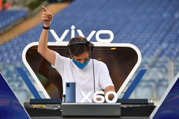 vivo creates beautiful moments in the opening ceremony of UEFA EURO 2020™