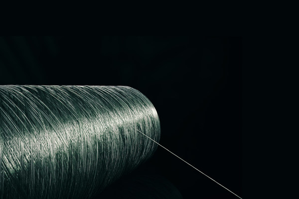 HeiQ AeoniQ “game-changing” decarbonizing yarn endorsed by HUGO BOSS and The LYCRA Company