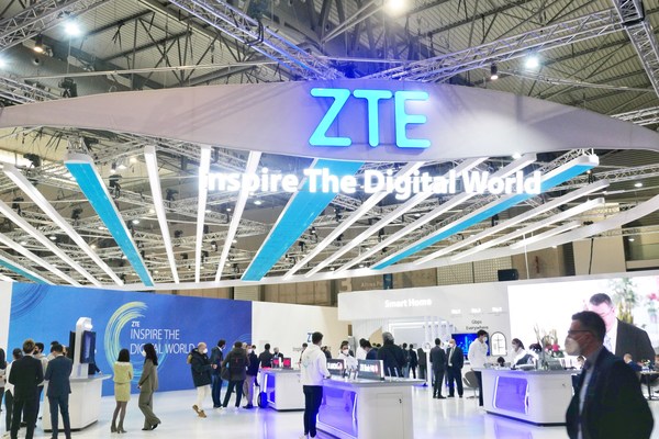 ZTE makes its mark with simple, fast and green strategies at MWC 2022